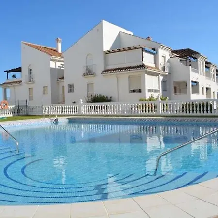 2 Bed With Pool Near The - Lual 公寓 内尔哈